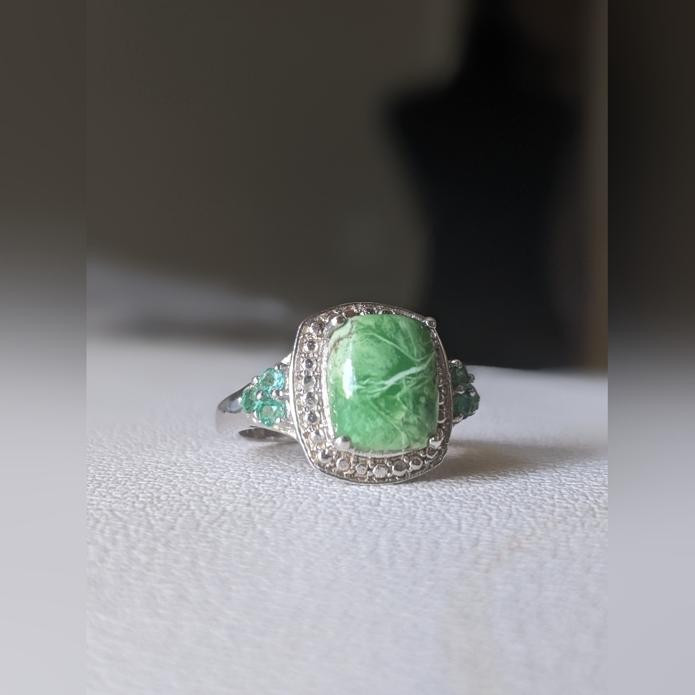 Jade and Emerald Sterling Silver hard stamp size 6